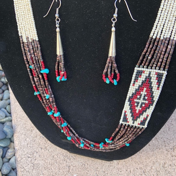 Vintage Native American Necklace & Earring Set. - Picture 2 of 11